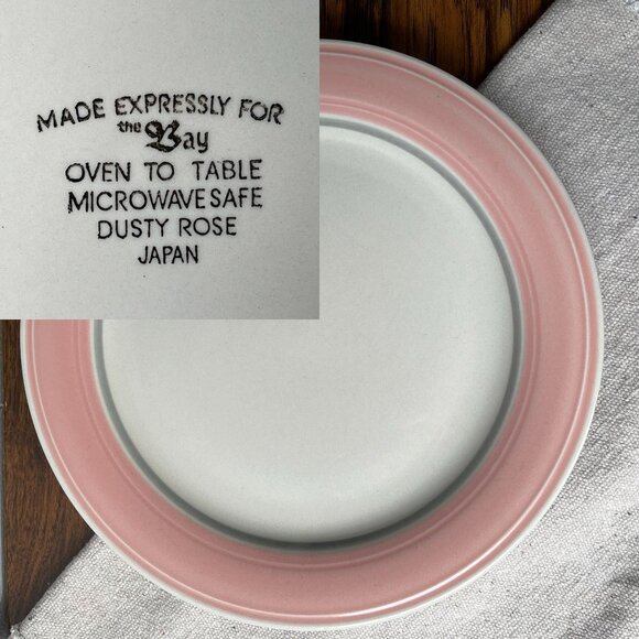 The Bay Stoneware 2 Dinner Plates Pink Dusty Rose Pattern Japan 10-3/4" - Picture 1 of 9